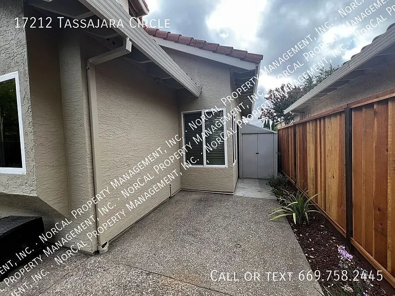17212 Tassajara Cir — Photo 26