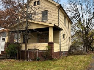 1660 Burgess Rd, Cleveland, OH 44112