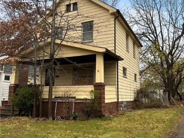 1660 Burgess Rd, Cleveland, OH 44112
