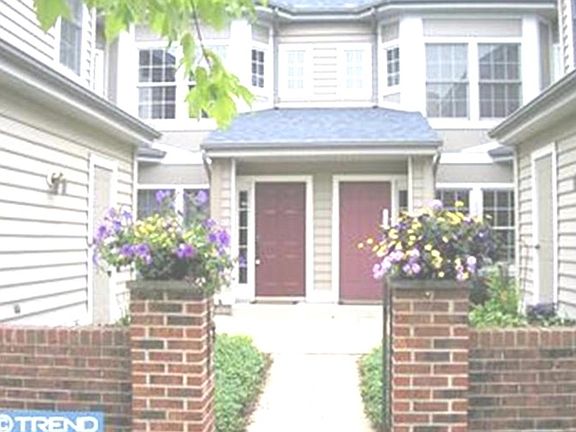 2nd image of 1110 Braken Ave