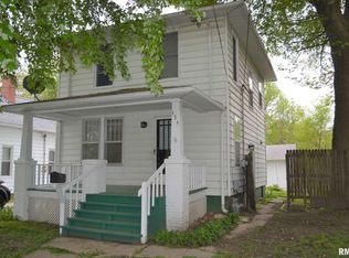 135 Spaulding Pl, Jacksonville, IL 62650