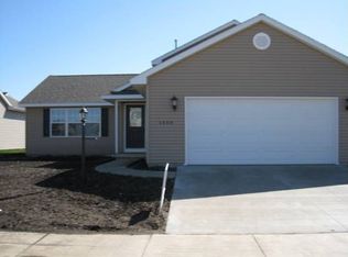 1408 Farley Ln, Champaign, IL