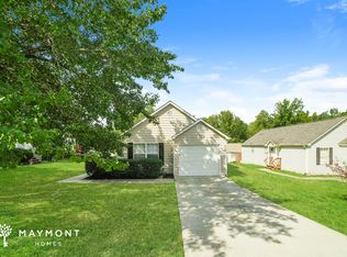 1195 Foxwood Dr, Douglasville, GA 30134