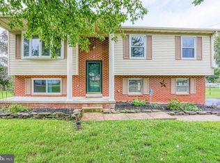 2455 Onyx Rd, York, PA 17408