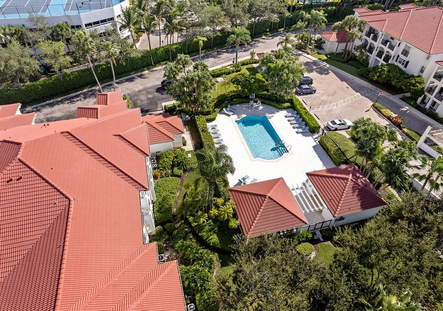 Gorgeous 2 bedroom 2 bath In Aventura! — Photo 2