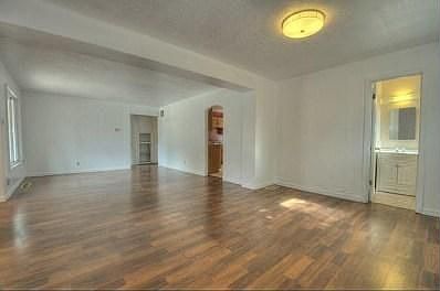3rd image of 9404 Parsifal Pl NE