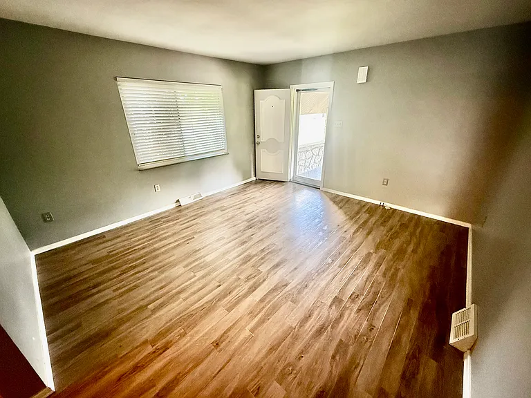 314 Coxcomb Hill Rd — Photo 5