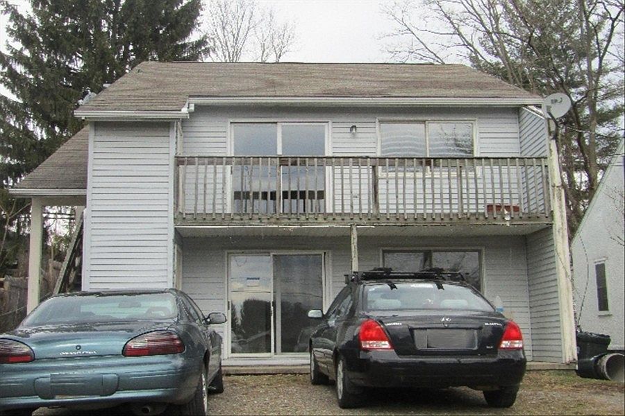 1st image of 716 Grant St