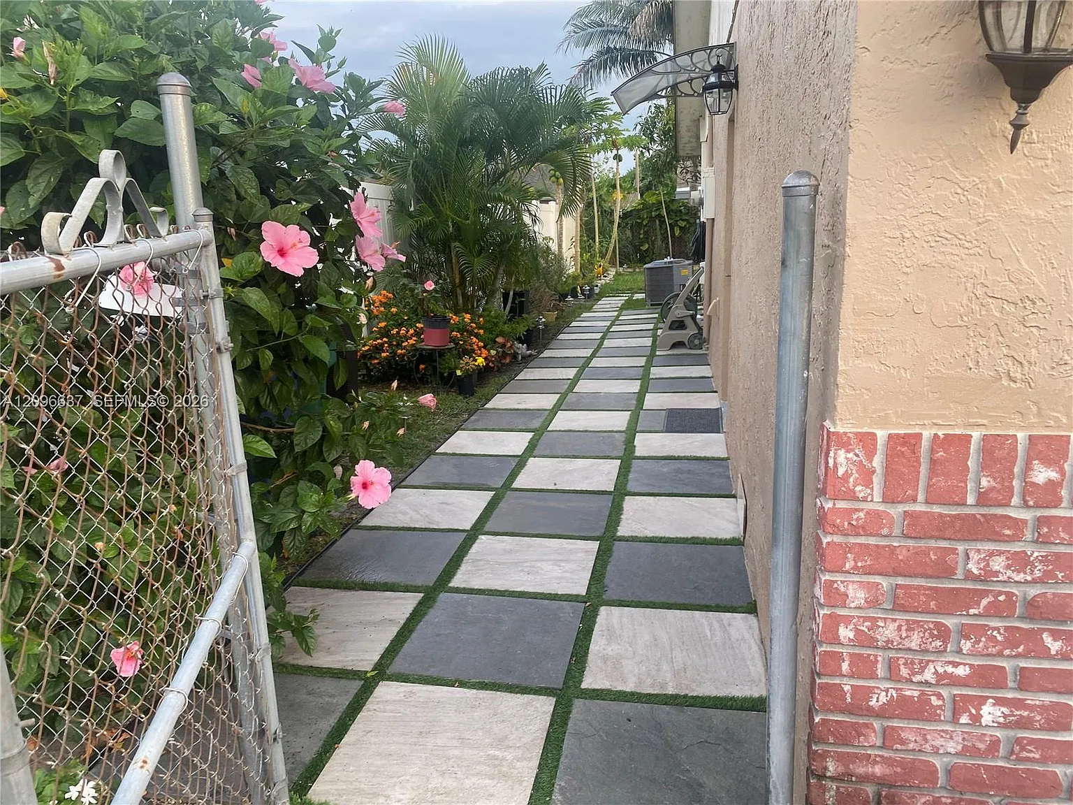 City Of Lauderhill Sec 1 — Photo 2