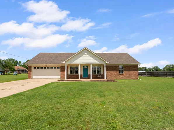 1038 Jamestown Rd, Burlison, TN 38015