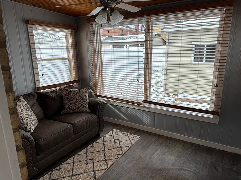 2524 W 109th Pl — Photo 20