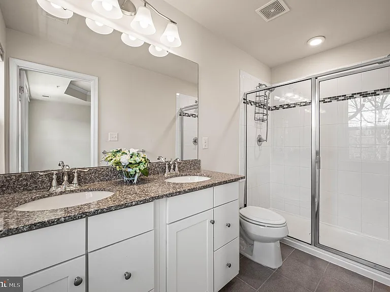 126 Cricket Dr — Photo 20