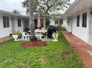 823 NE 10th St, Hallandale, FL 33009
