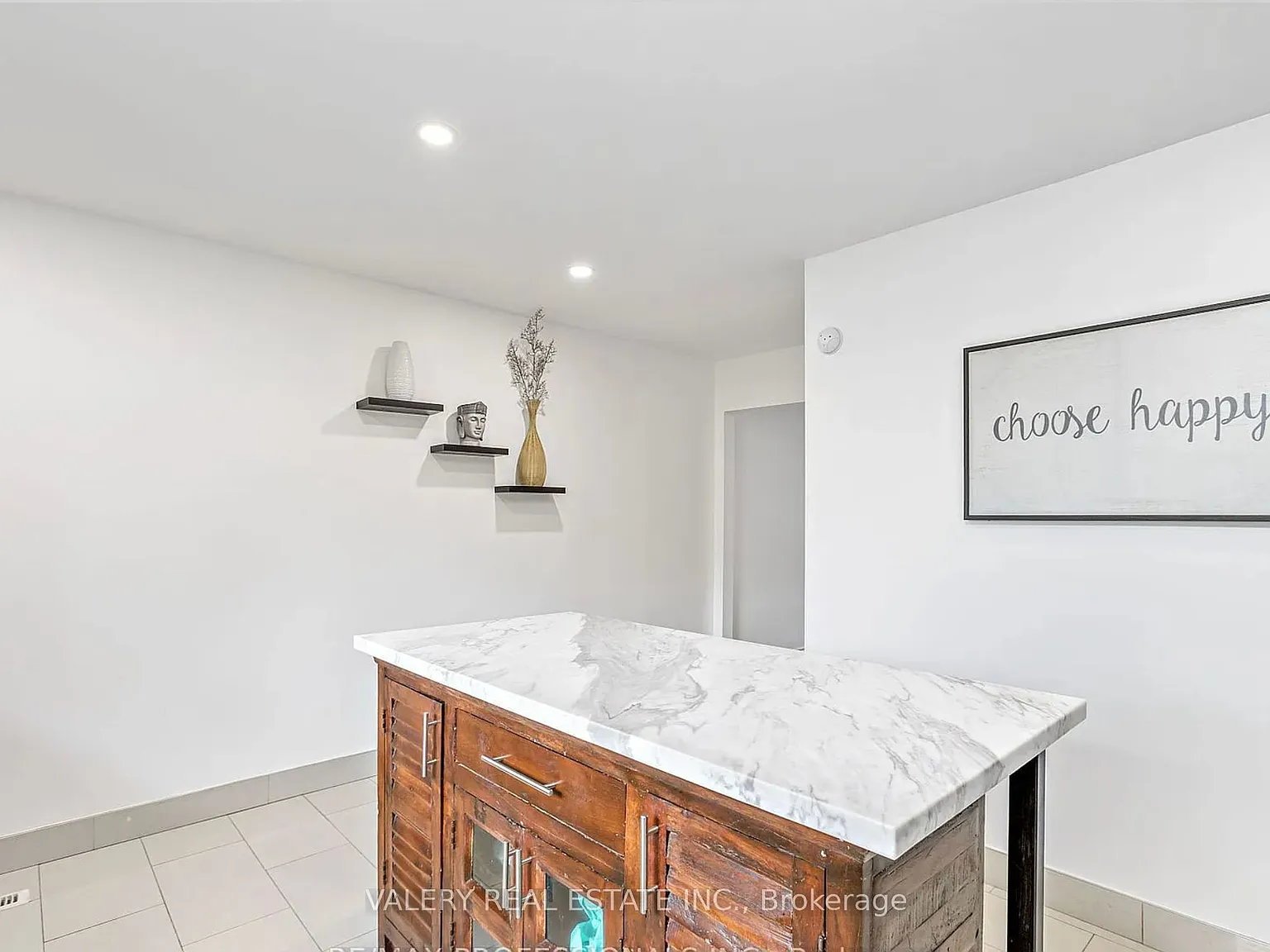 4 bed, $5,500 — Photo 3