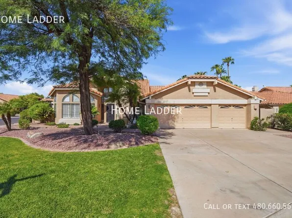 1042 S Coral Key Ct, Gilbert, AZ 85233