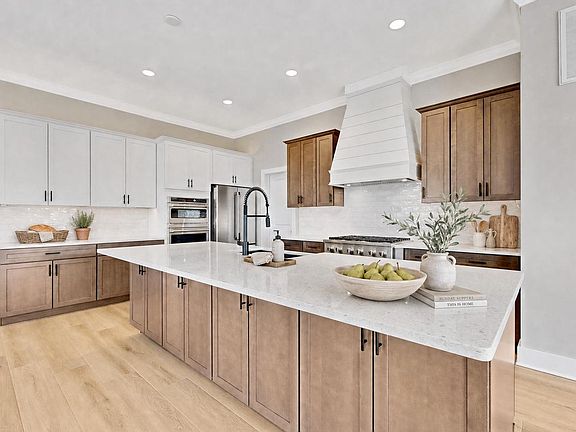 4th image of 37419 5th St