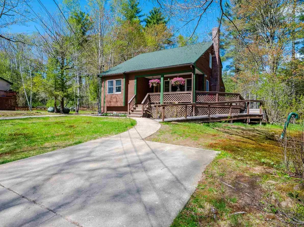 21 Elaine Road, Middleton, NH 03887