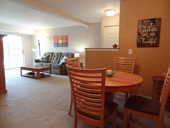 4th image of 1605 N Windsor Dr APT 305