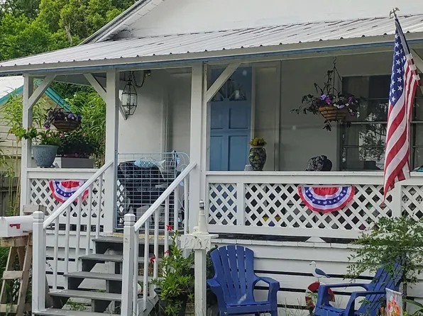 2007 OAK Street, Palatka, FL 32177