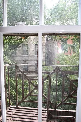 Rented by Cooper & Cooper Real Estate | media 18