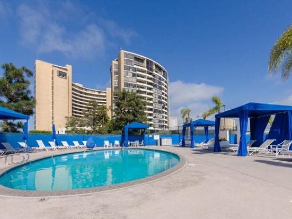 2nd image of 4335 Marina City Dr Ph 31