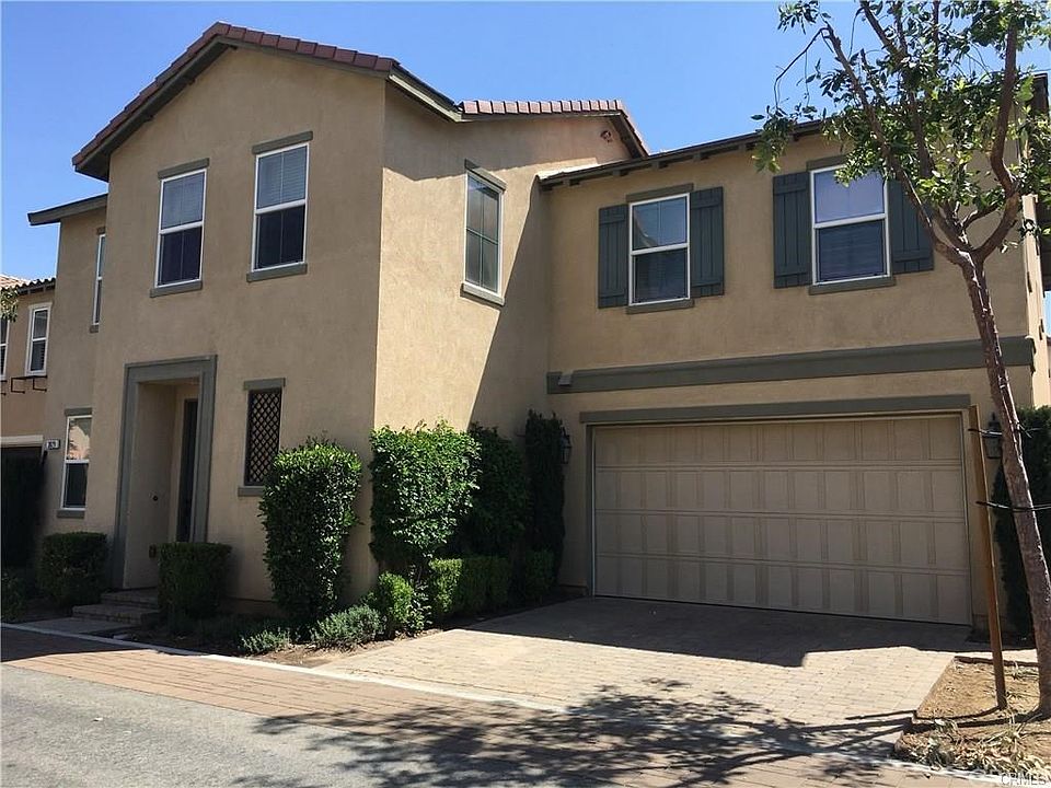 1st image of 3029 E Via Corvina
