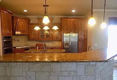 2303 High View Dr — Photo 5