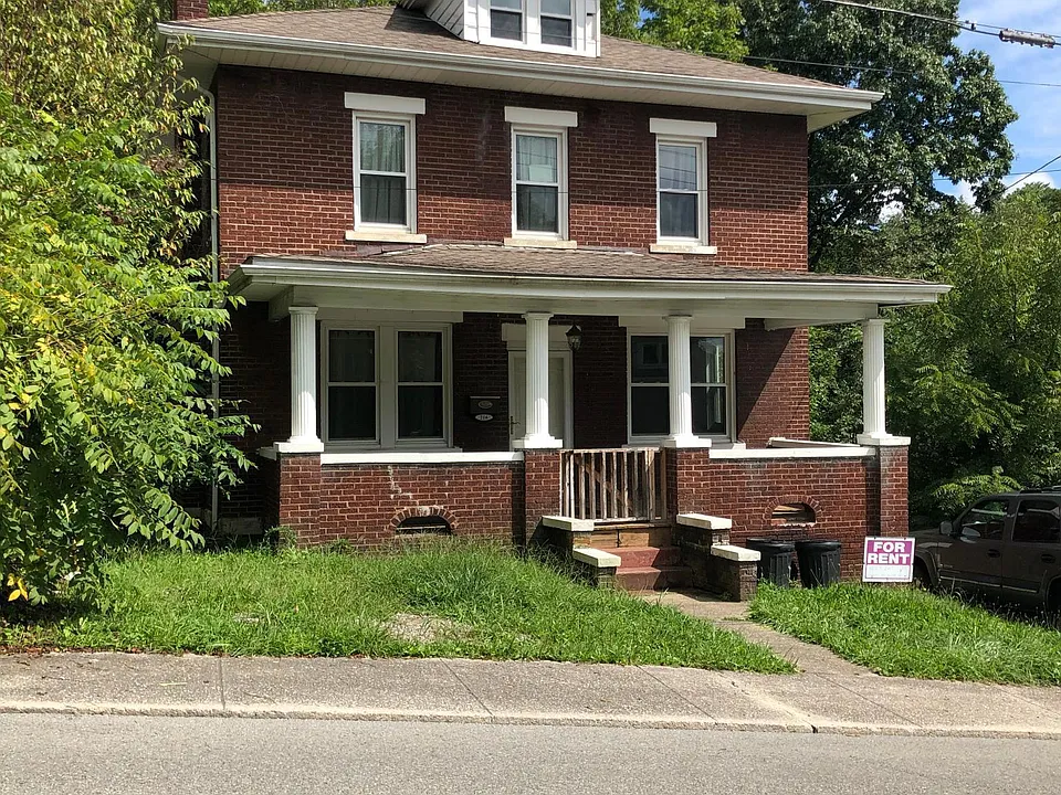 216 Church St