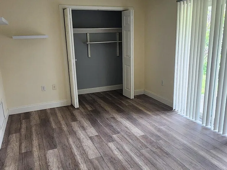 570 Capri Rd — Photo 20