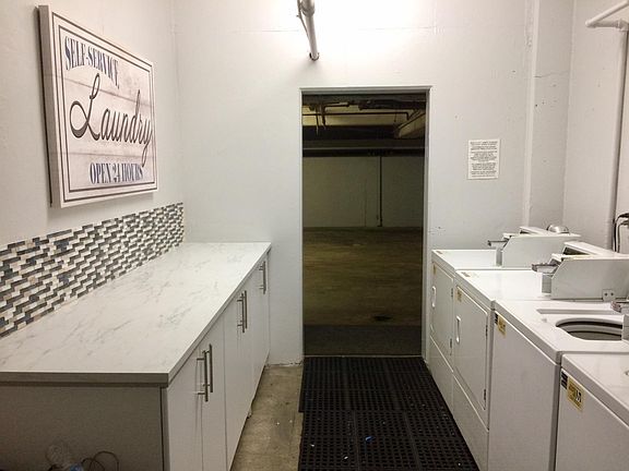 3rd image of 415 N Oakhurst Dr APT 303