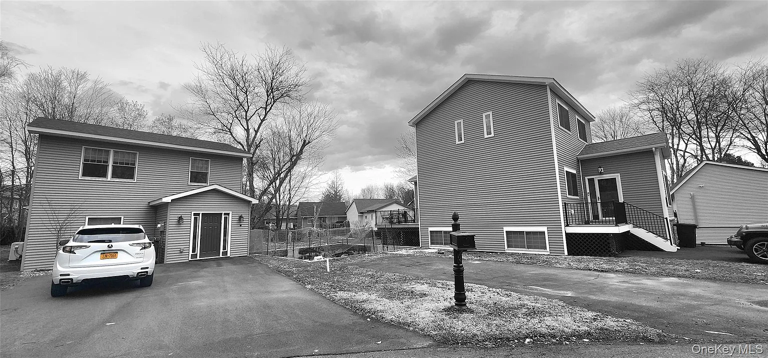 14 James Place photo 1