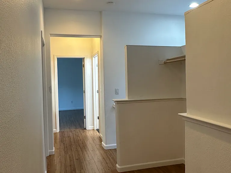 8252 Crystal Walk Cir — Photo 15