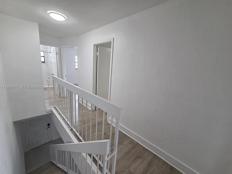 550 SW 115th Ave #405H — Photo 29