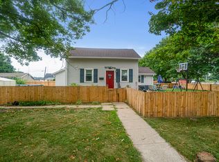 1105 S 3rd St, Oregon, IL 61061