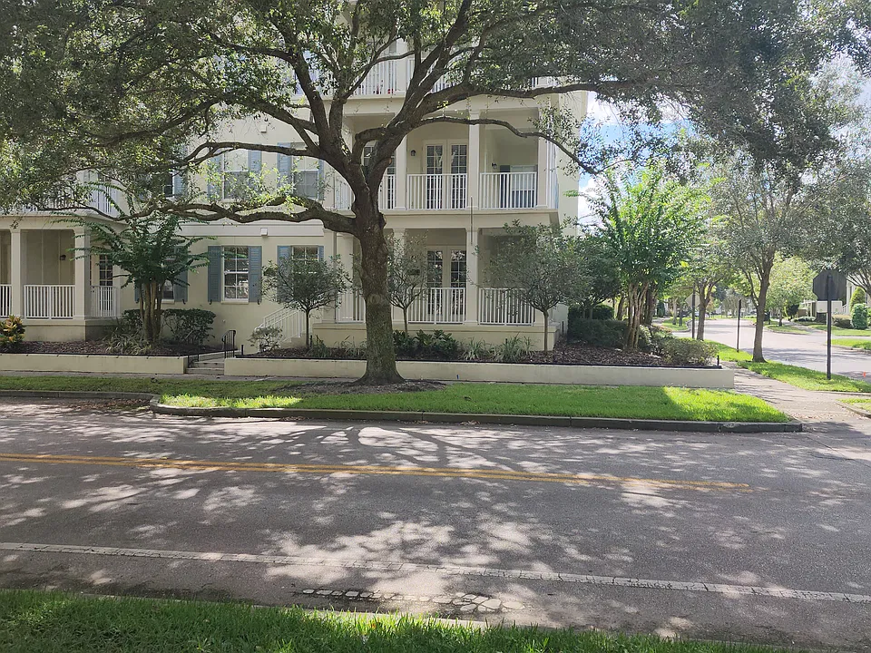1594 Common Way Rd #101