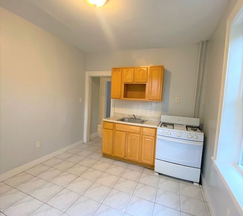 1st image of 113 67th St #3