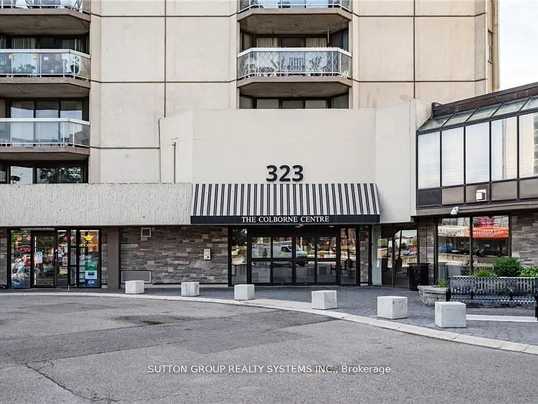 323 Colborne St #1004 — Photo 4