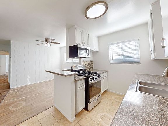 5th image of 2015-2021 Chariton St #116-15-5