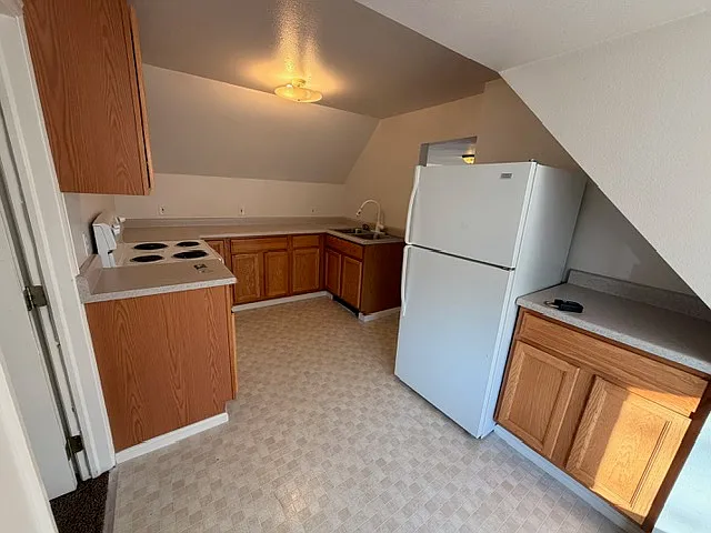 835 S Center St #2 — Photo 9