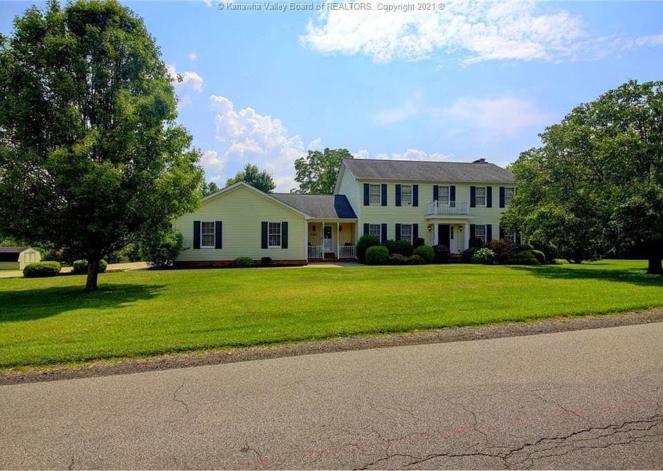 1st image of 136 Sunnybrook Dr