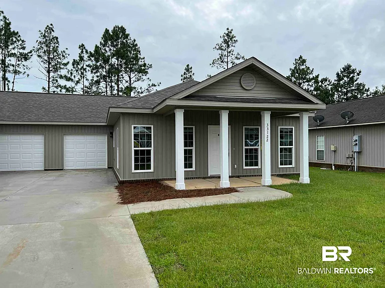 33122 Stables Dr #B — Photo 1