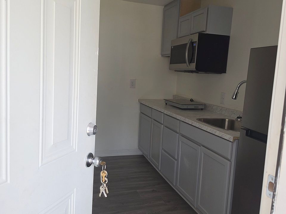 1st image of 2710 Napier Ave #2