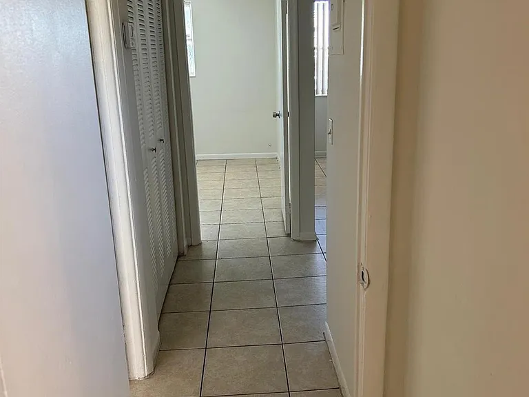 850 E Commercial Blvd #210A — Photo 15