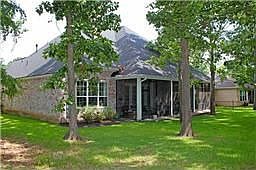 3rd image of 8 Woodshay Dr