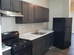 921 Grove St #3A, Irvington, NJ 07111