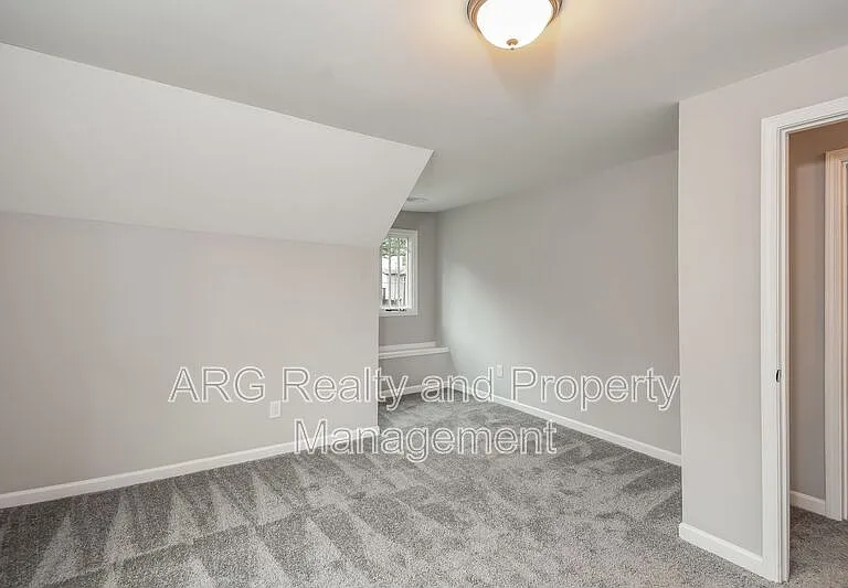 393 Atwood St SW — Photo 11