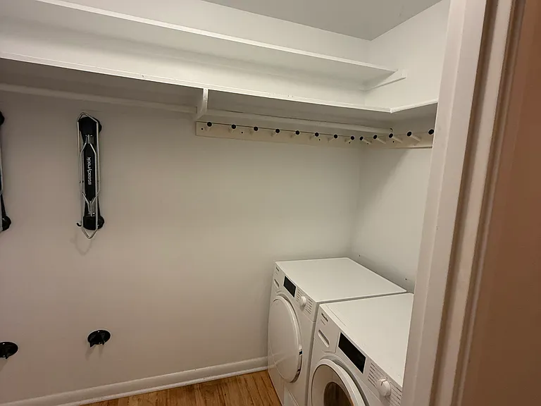 1375 N Williams St #203 — Photo 12