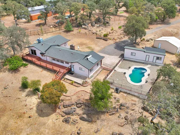 11610 Vickie Dr, Loma Rica, CA 95901