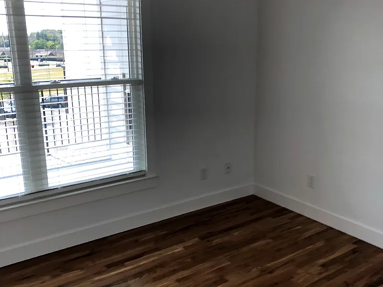 1002 Dansby Dr — Photo 15