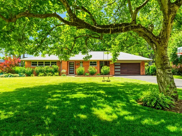 2781 Stratford Dr, Columbus, OH 43220